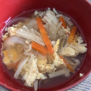 うどんスープの素で簡単野菜たっぷりスープ